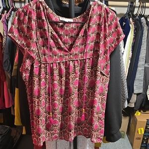 DR2 Pink and Black Patterned Blouse